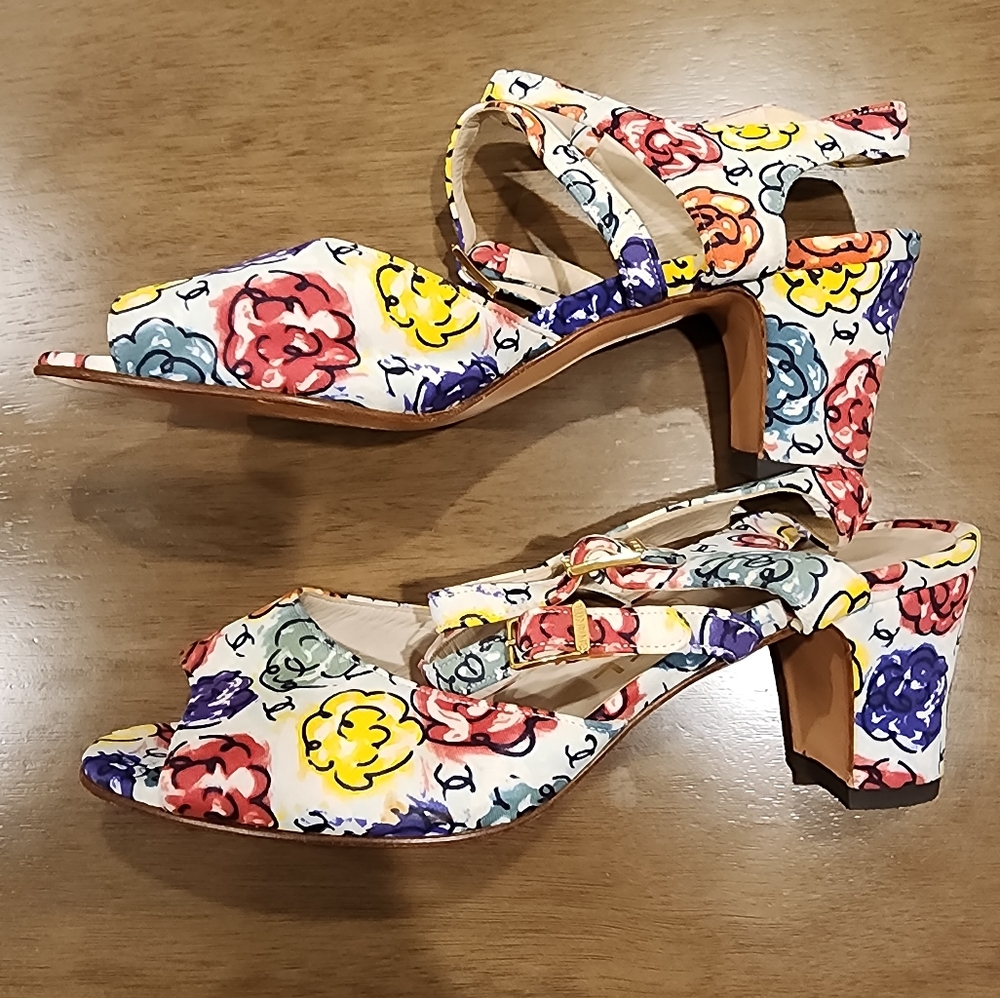 Vintage Chanel Floral Heels Size 37 - Picture 9 of 14